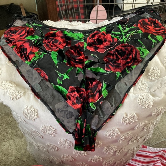 Other - NWT Savage Fenty Lingerie